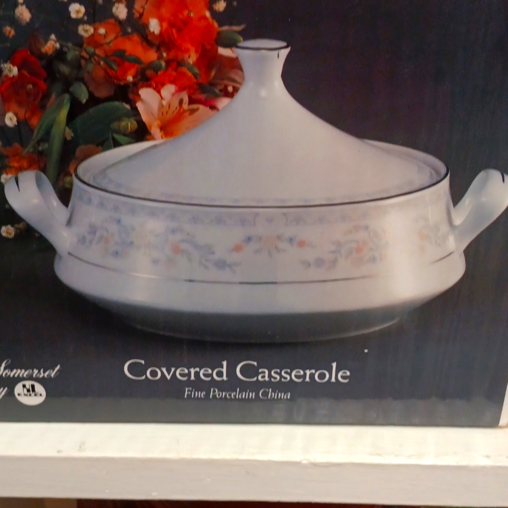 Vintage covered casserole dish